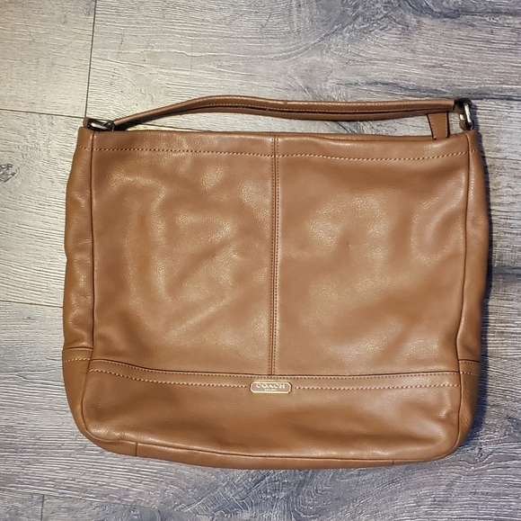 Coach Shoulder Bag - Picture 1 of 10